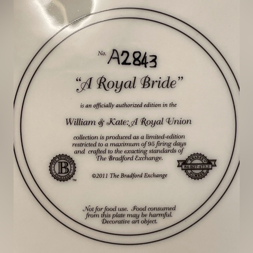 Bradford Exchange A Royal Bride Kate Middleton Plate - Picture 10 of 11